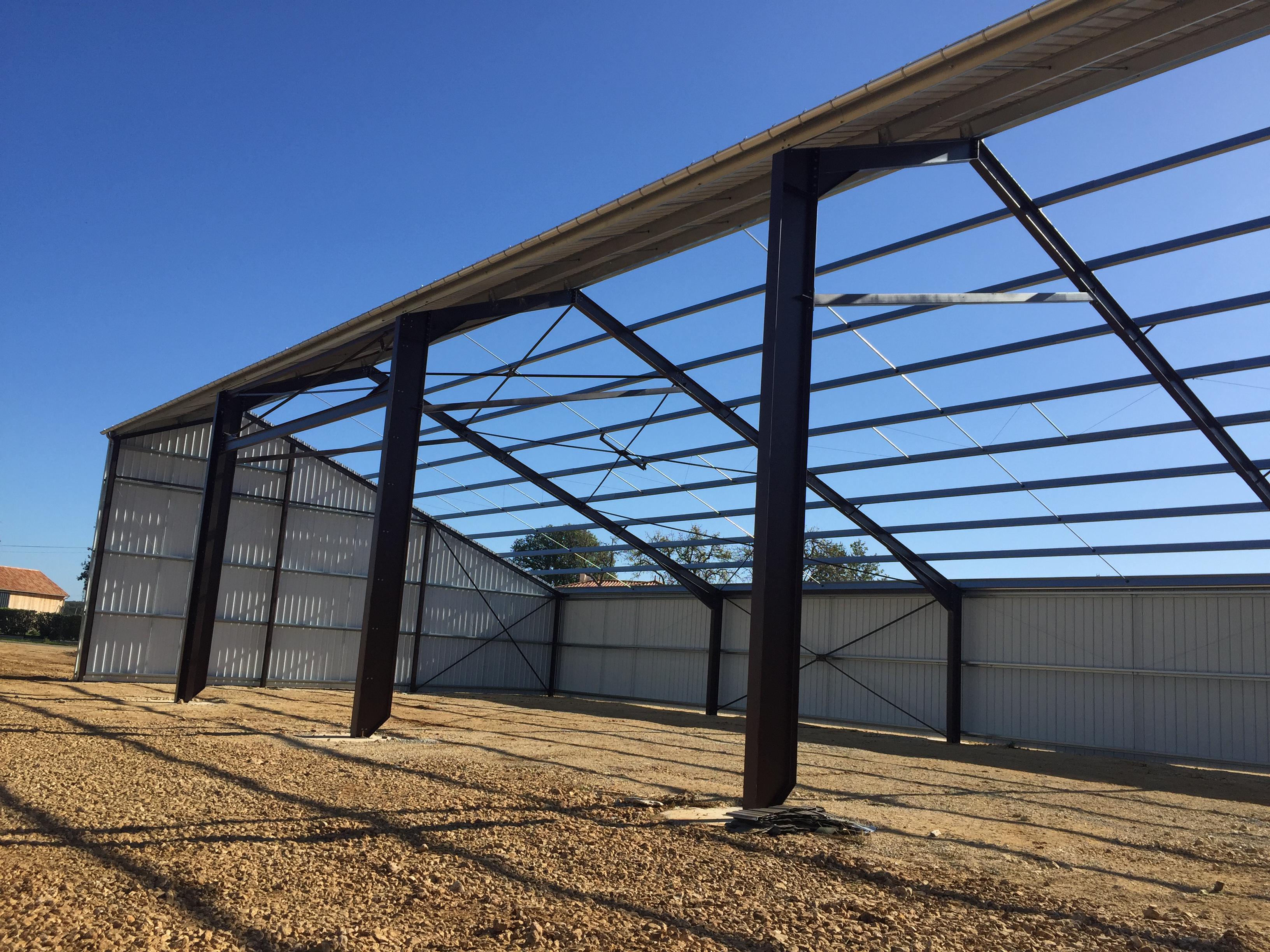 Hangar agricole photovoltaïque Albioma / bât.2 Charpey (26) - CANCÉ